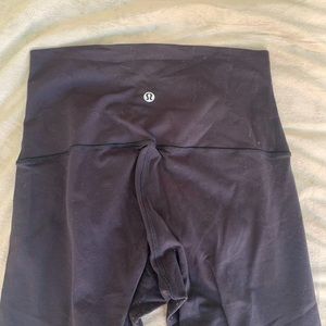 Black Lululemon leggings